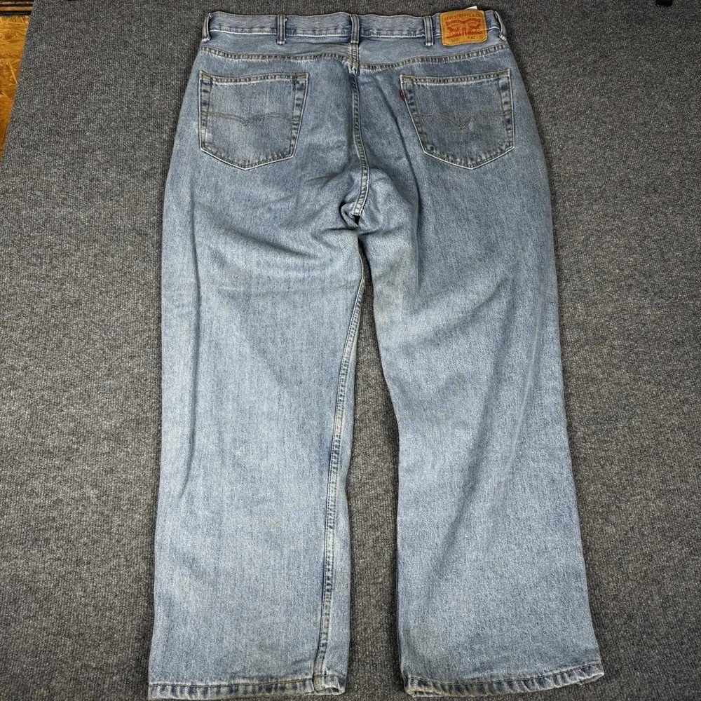 Levi's 550 Relaxed‎ Fit Jeans Mens Size 42x30 Light Wash Denim Pants